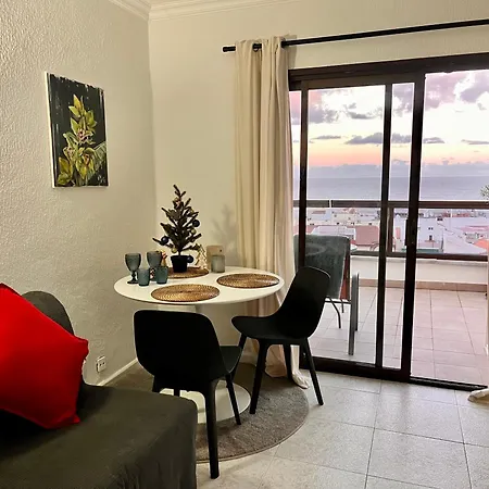Atlantic Apartment